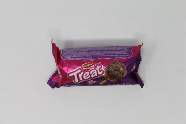 Britannia Treat Cream -Chocolate 64g