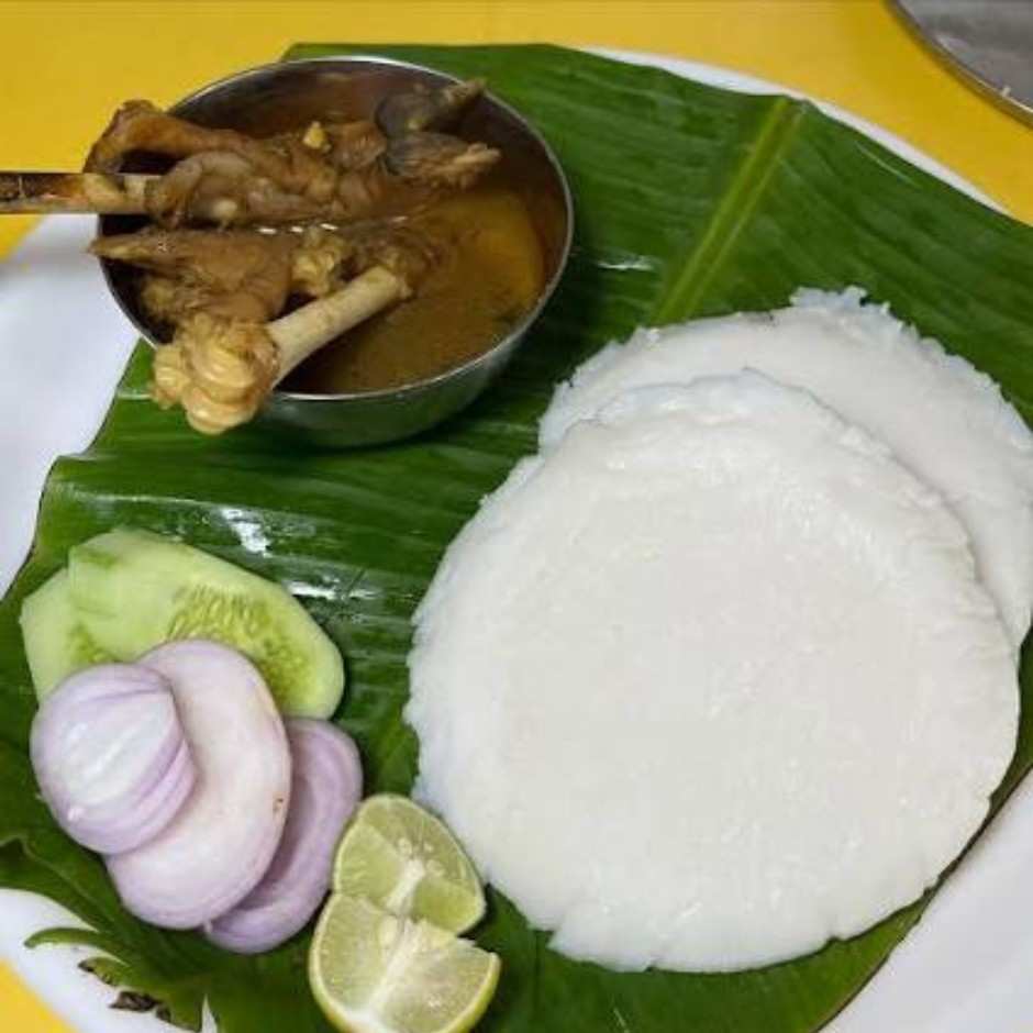 2 Idly w Boti Curry 8oz