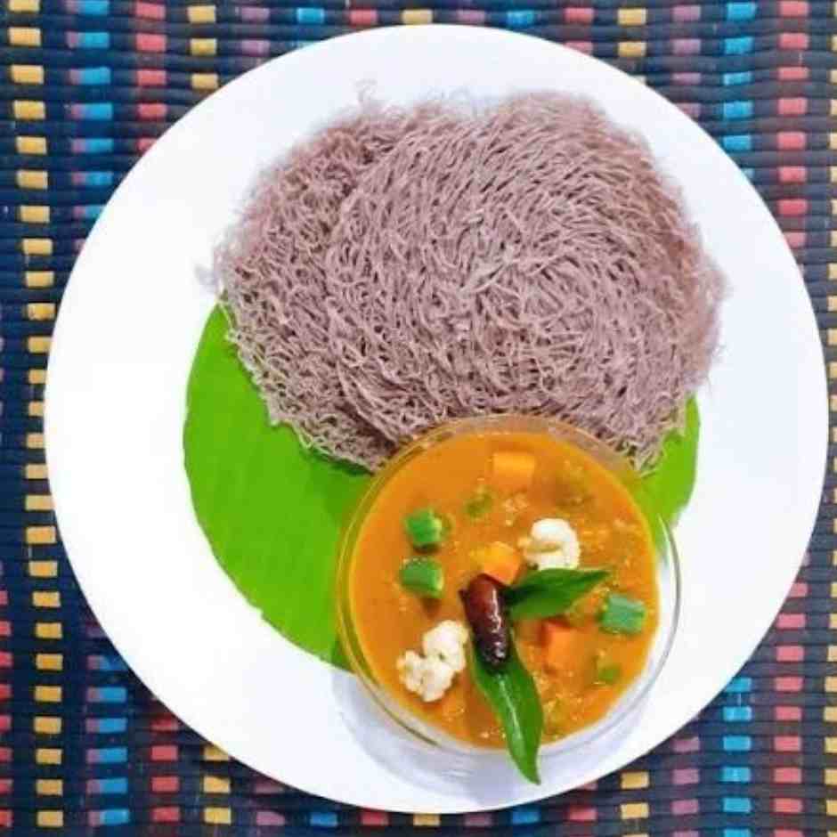red rice 2 Idiyappam (w Veg Kurma 8oz)